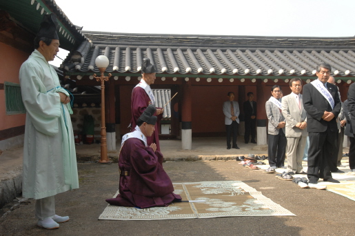 동계올림픽 유치 기원 향교 고유제(2007.6.28) 대표이미지
