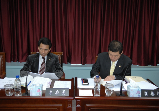 제199회 정례회 예산결산위원회 회의(2008.12.15) 대표이미지