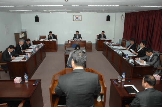 제193회임시회 내무복지위원회 회의(2008.3.12) 대표이미지