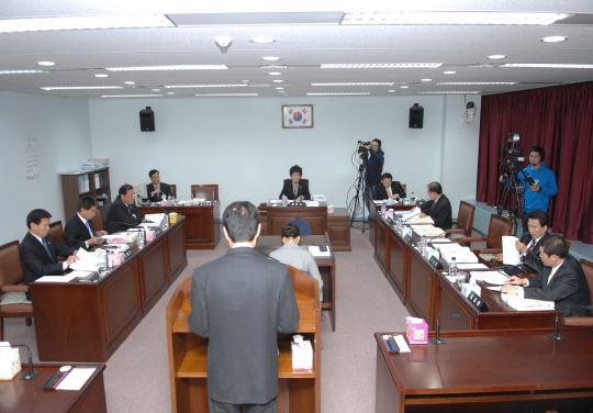 제199회 정례회 예산결산위원회 회의(2008.12.15) 대표이미지