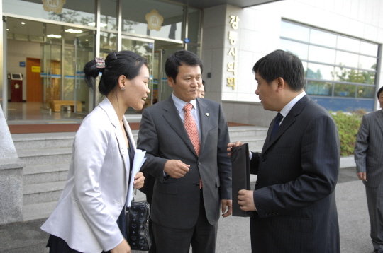 중국 자싱시 시장일행 방문단 접견(2009.5.12) 대표이미지
