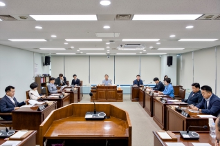 6월18일 제329회 임시회 강릉시 상수원 대책 특별위원회 내용보기 6월18일 제329회 임시회 강릉시 상수원 대책 특별위원회 대표이미지