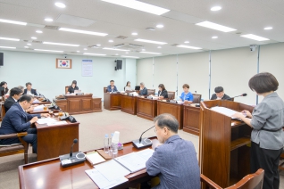 7월23일 제331회 임시회 제3차 행정위원회 내용보기 7월23일 제331회 임시회 제3차 행정위원회 대표이미지