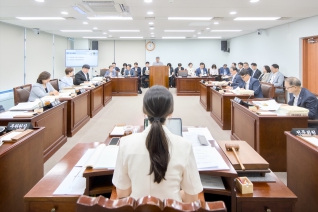7월24일 제331회 임시회 제4차 행정위원회 내용보기 7월24일 제331회 임시회 제4차 행정위원회 대표이미지